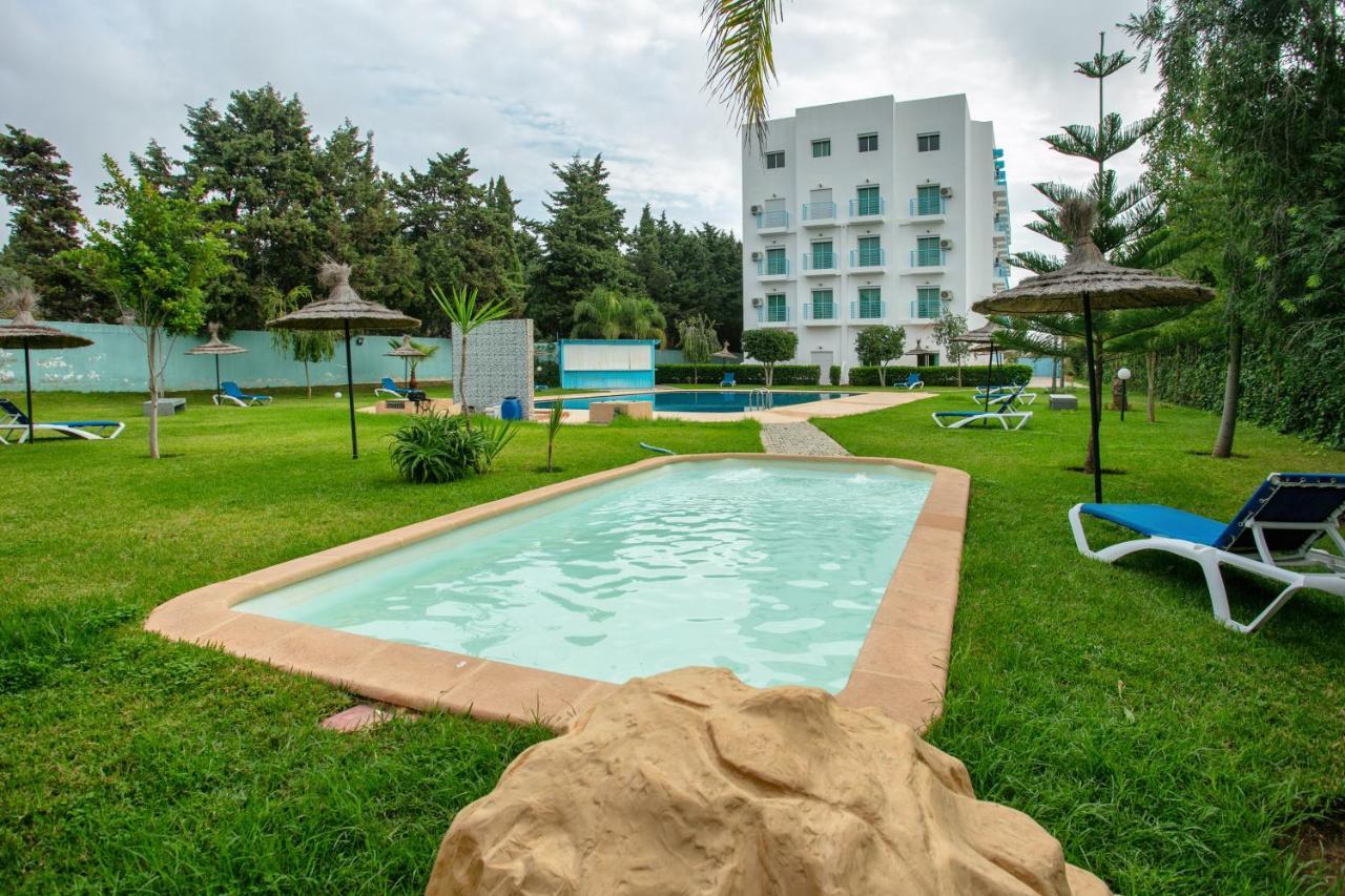 Residence Hoteliere Riviera Beach Cabo Negro Exterior photo